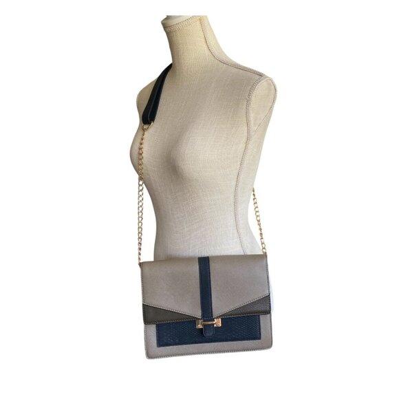 Call It Spring Sage Green Black Structured Shoulder Bag​ - Picture 9 of 14